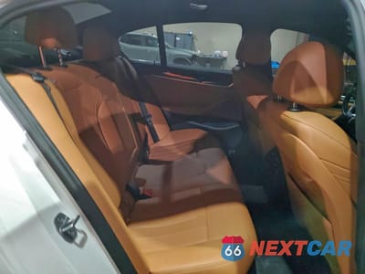 Zdjęcie 10 z 12 samochodu: 2023 BMW 530E VIN:WBA13AG05PCL84810 - miniatura