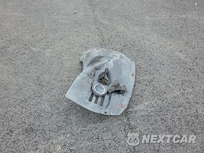 Zdjęcie 12 z 15 samochodu: 2014 FORD FIESTA TITANIUM VIN:3FADP4FJXEM206277 - miniatura