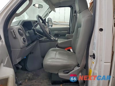 Zdjęcie 7 z 12 samochodu: 2014 FORD E350 BOX TRUCK VIN:1FDWE3FL6EDA77918 - miniatura