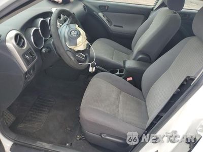 Zdjęcie 7 z 12 samochodu: 2006 TOYOTA COROLLA MATRIX XR VIN:2T1KR32E16C620301 - miniatura