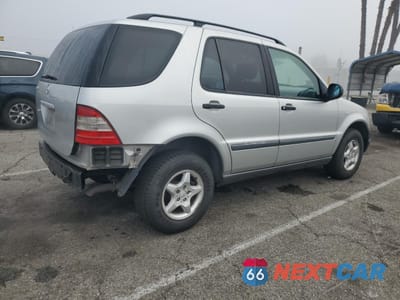 Trzecie zdjęcie samochodu z tyłu: 1998 MERCEDES-BENZ ML 320 VIN:4JGAB54E8WA027964 - miniatura
