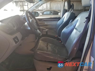 Zdjęcie 7 z 13 samochodu: 2010 VOLKSWAGEN ROUTAN SE VIN:2V4RW3D12AR268314 - miniatura