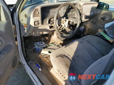 Zdjęcie 8 z 12 samochodu: 1997 GMC SIERRA K1500 VIN:1GTEK19R1VE523397 - miniatura