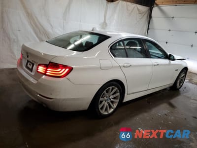 Trzecie zdjęcie samochodu z tyłu: 2015 BMW 535 XI VIN:WBA5B3C54FD546906 - miniatura