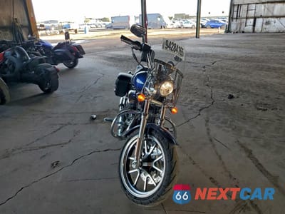 Drugie zdjęcie samochodu z przodu: 2015 HARLEY-DAVIDSON XL1200 T VIN:1HD1LL316FC428162 - miniatura