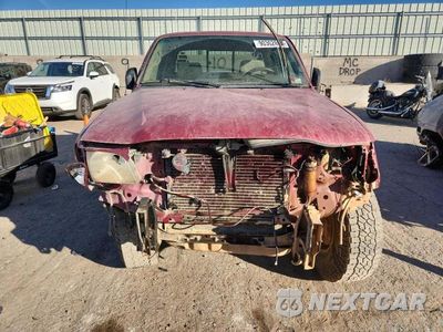 Piąte zdjęcie samochodu w środku: 2001 TOYOTA TACOMA XTRACAB VIN:5TEWN72N91Z835660 - miniatura