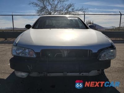 Piąte zdjęcie samochodu w środku: 2001 NISSAN ALTIMA XE VIN:1N4DL01DX1C100266 - miniatura