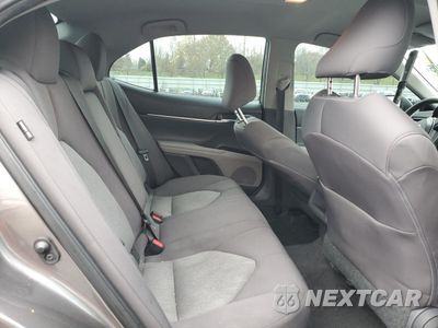 Zdjęcie 10 z 15 samochodu: 2020 TOYOTA CAMRY LE VIN:4T1C11AK1LU873734 - miniatura