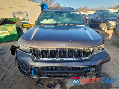 Piąte zdjęcie samochodu w środku: 2022 JEEP GRAND CHEROKEE OVERLAND 4XE VIN:1C4RJYD67N8716985 - miniatura
