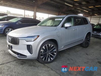 2025 VOLVO XC90 ULTRA YV4H60JG5S1362266 - główne zdjęcie licytacji z USA - miniatura