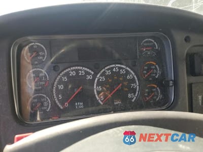 Zdjęcie 8 z 10 samochodu: 2019 FREIGHTLINER M2 106 MEDIUM DUTY VIN:1FVKCYFE4KHKP3226 - miniatura