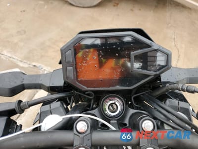 Zdjęcie 7 z 10 samochodu: 2025 KAWASAKI ER500 VIN:ML5ERGE15SDA68678 - miniatura