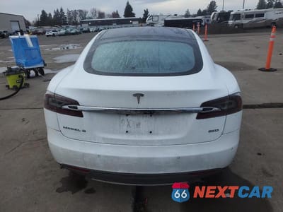 Zdjęcie 6 z 12 samochodu: 2015 TESLA MODEL S 85D VIN:5YJSA1H2XFFP70380 - miniatura