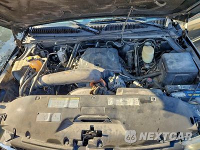 Zdjęcie 11 z 13 samochodu: 2001 CHEVROLET SILVERADO K2500 HEAVY DUTY VIN:1GCHK23G21F155634 - miniatura