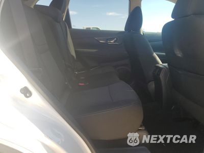 Zdjęcie 11 z 17 samochodu: 2017 NISSAN ROGUE S VIN:KNMAT2MT8HP571461 - miniatura