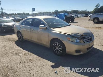 Czwarte zdjęcie samochodu z boku: 2011 TOYOTA CAMRY BASE VIN:4T1BF3EK3BU668868 - miniatura