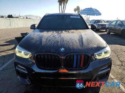 Piąte zdjęcie samochodu w środku: 2019 BMW X3 VIN:5UXTS3C51KLR72951 - miniatura