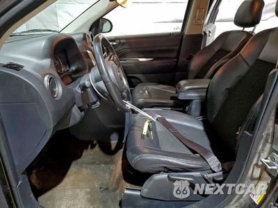 Zdjęcie 7 z 13 samochodu: 2015 JEEP COMPASS LATITUDE VIN:1C4NJDEB3FD270653 - miniatura