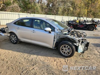 Czwarte zdjęcie samochodu z boku: 2021 TOYOTA COROLLA LE VIN:JTDEAMDE7MJ005860 - miniatura