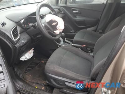Zdjęcie 7 z 12 samochodu: 2018 CHEVROLET TRAX LS VIN:3GNCJKSB7JL168217 - miniatura