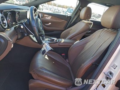 Zdjęcie 7 z 13 samochodu: 2018 MERCEDES-BENZ E 300 VIN:WDDZF4JB3JA477780 - miniatura