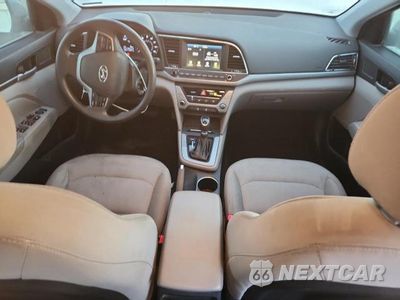Zdjęcie 8 z 11 samochodu: 2017 HYUNDAI ELANTRA SE VIN:5NPD84LF9HH191885 - miniatura