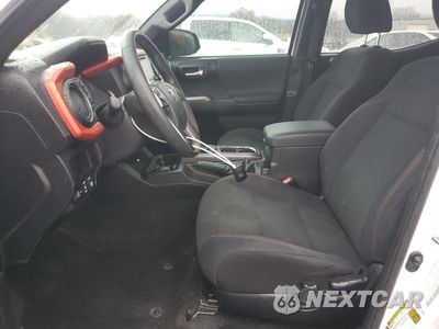 Zdjęcie 7 z 14 samochodu: 2017 TOYOTA TACOMA DOUBLE CAB VIN:3TMCZ5AN8HM076651 - miniatura