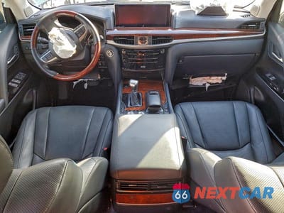 Zdjęcie 8 z 13 samochodu: 2021 LEXUS LX 570 VIN:JTJDY7AX8M4350082 - miniatura