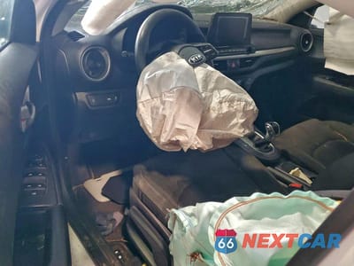 Zdjęcie 8 z 11 samochodu: 2019 KIA FORTE FE VIN:3KPF24AD0KE008123 - miniatura