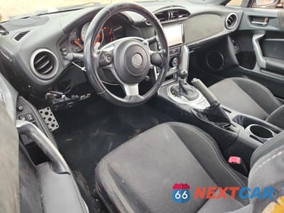 Zdjęcie 8 z 12 samochodu: 2017 TOYOTA 86 BASE VIN:JF1ZNAA12H8711417 - miniatura