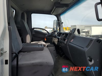 Zdjęcie 10 z 12 samochodu: 2022 ISUZU NQR FLATBED TRUCK VIN:54DE5W1LXNSR02777 - miniatura