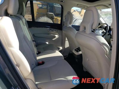 Zdjęcie 11 z 13 samochodu: 2017 VOLVO XC90 T6 VIN:YV4A22PKXH1135507 - miniatura