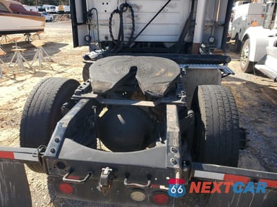 Zdjęcie 6 z 10 samochodu: 2017 VOLVO VNL SEMI TRUCK VIN:4V4N39TG5HN988079 - miniatura