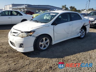 2011 TOYOTA COROLLA BASE 2T1BU4EE2BC574651 - główne zdjęcie licytacji z USA - miniatura
