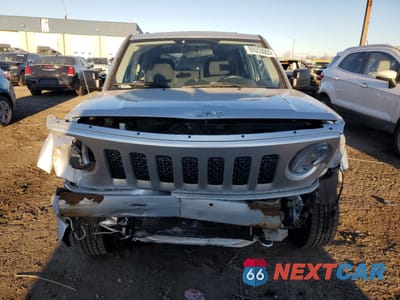 Piąte zdjęcie samochodu w środku: 2011 JEEP PATRIOT SPORT VIN:1J4NF1GB6BD280983 - miniatura