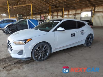 2020 HYUNDAI VELOSTER BASE KMHTG6AF3LU028737 - główne zdjęcie licytacji z USA - miniatura
