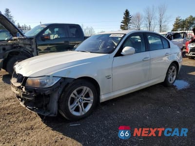 2011 BMW 328 XI WBAPK7G50BNN86026 - główne zdjęcie licytacji z USA - miniatura