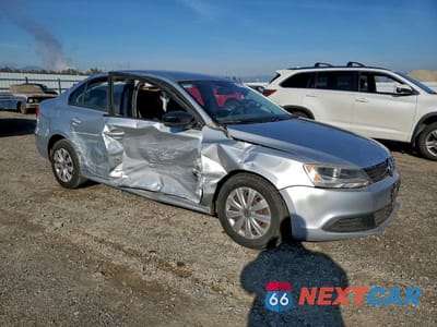 Czwarte zdjęcie samochodu z boku: 2012 VOLKSWAGEN JETTA BASE VIN:3VW2K7AJ8CM473985 - miniatura