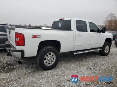 Trzecie zdjęcie samochodu z tyłu: 2013 CHEVROLET SILVERADO K2500 HEAVY DUTY LTZ VIN:1GC1KYC8XDF192500 - miniatura