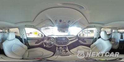 Zdjęcie 15 z 16 samochodu: 2022 TOYOTA HIGHLANDER XLE VIN:5TDHZRBH9NS245710 - miniatura