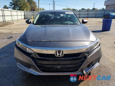 Piąte zdjęcie samochodu w środku: 2018 HONDA ACCORD EX VIN:1HGCV1F44JA228451 - miniatura