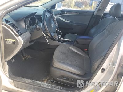Zdjęcie 7 z 14 samochodu: 2014 HYUNDAI SONATA SE VIN:5NPEC4AC3EH856156 - miniatura