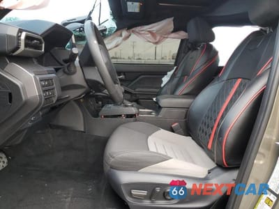 Zdjęcie 7 z 12 samochodu: 2024 TOYOTA TACOMA DOUBLE CAB VIN:3TMKB5FN1RM005771 - miniatura
