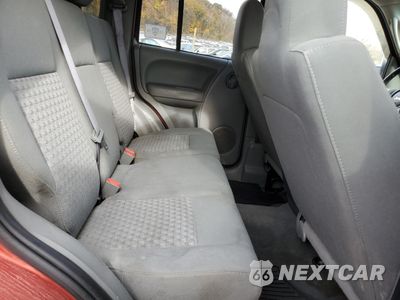 Zdjęcie 11 z 14 samochodu: 2005 JEEP LIBERTY SPORT VIN:1J4GL48K25W586704 - miniatura