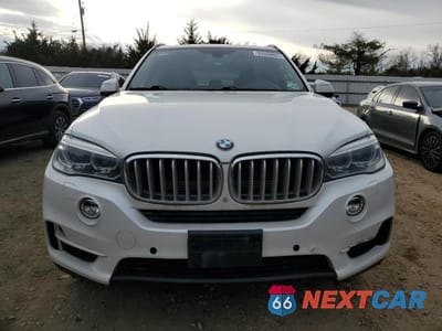 Piąte zdjęcie samochodu w środku: 2016 BMW X5 40E XDRIVE VIN:5UXKT0C55G0S75718 - miniatura