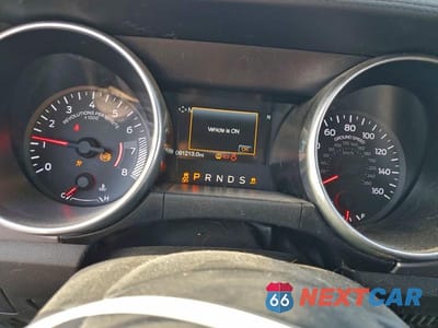 Zdjęcie 9 z 12 samochodu: 2019 FORD MUSTANG VIN:1FA6P8TH1K5106068 - miniatura
