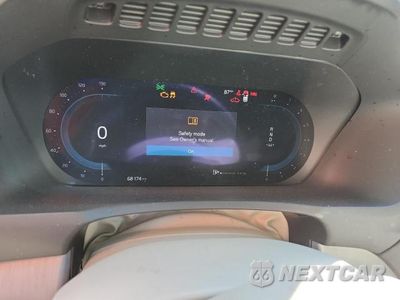 Zdjęcie 9 z 13 samochodu: 2024 VOLVO XC90 CORE VIN:YV4L12PK7R1195449 - miniatura