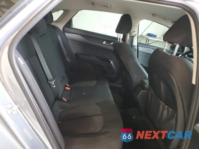 Zdjęcie 10 z 14 samochodu: 2021 KIA K5 LXS VIN:5XXG14J27MG049588 - miniatura