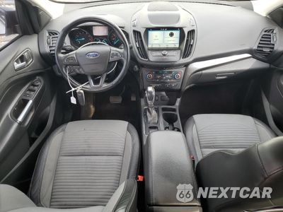 Zdjęcie 8 z 14 samochodu: 2019 FORD ESCAPE SE VIN:1FMCU0GD0KUB80467 - miniatura