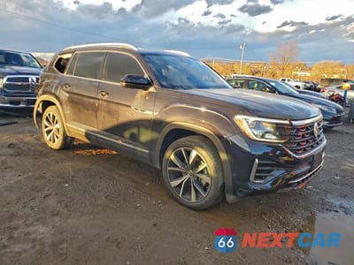 Czwarte zdjęcie samochodu z boku: 2024 VOLKSWAGEN ATLAS SEL PREMIUM R-LINE VIN:1V2FR2CA2RC508559 - miniatura